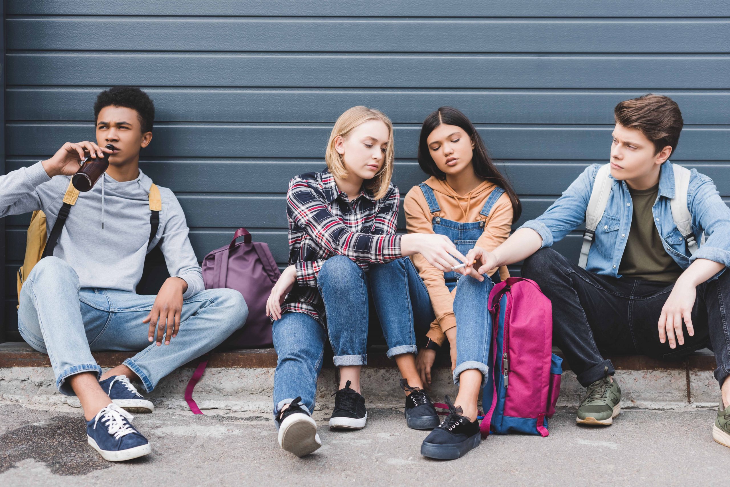 Tieners die beginnen als gelegenheidsrokers.
